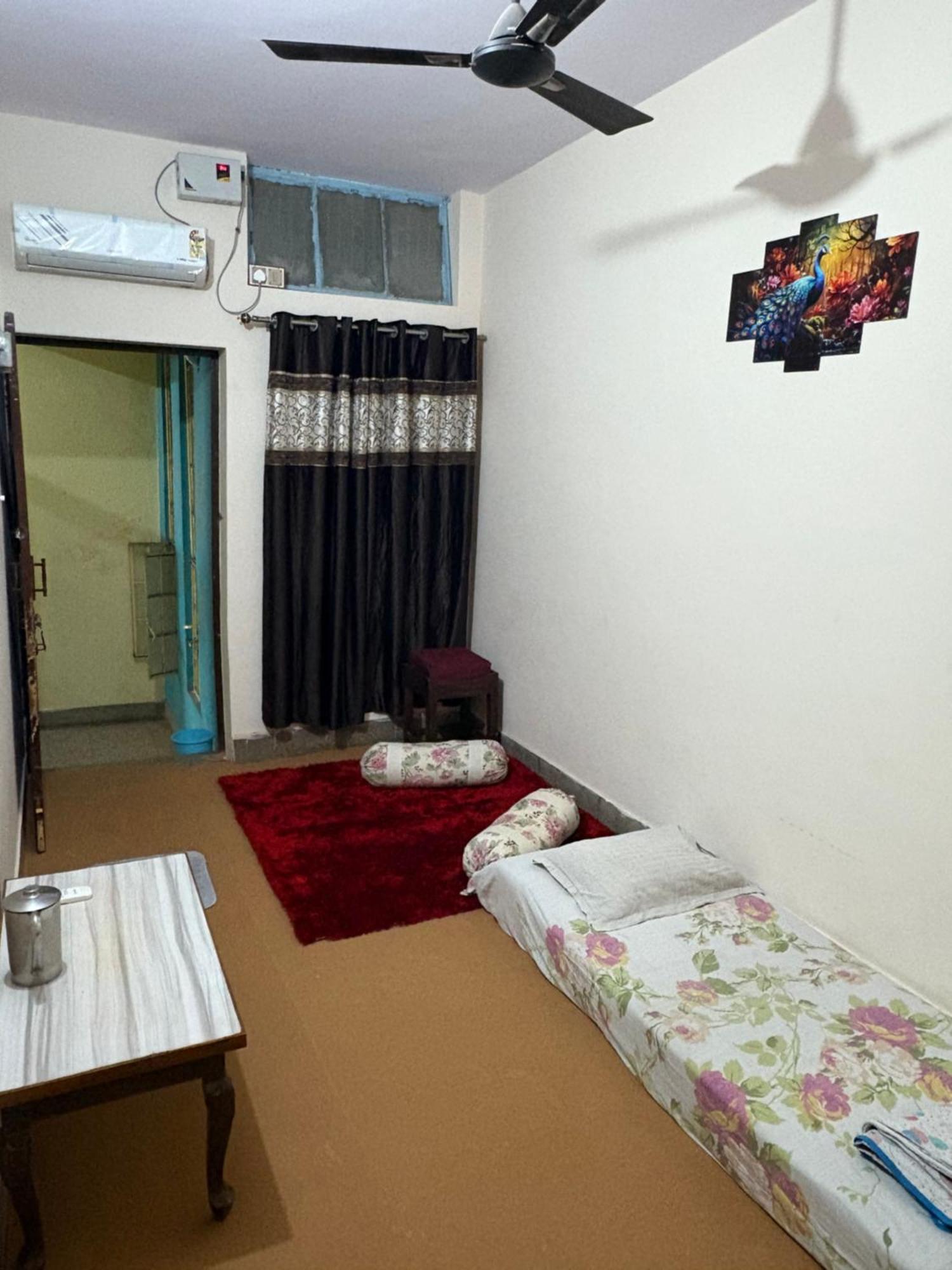 Paan Kali Niwas Aparthotel Varanasi